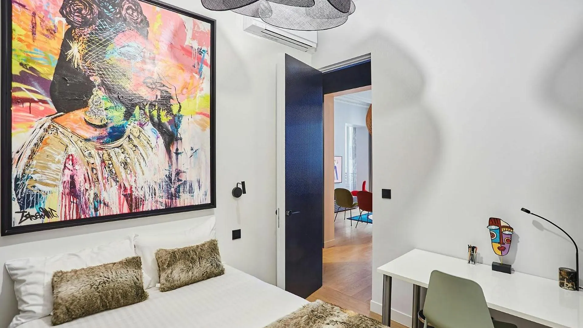 Apartment Saffron Rainbow Hotel Rome Italy